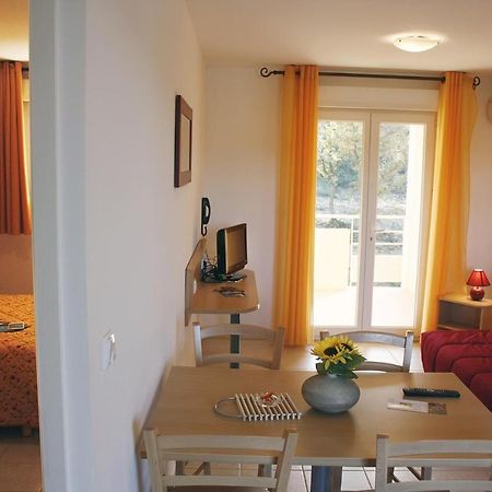 Residence Cote Sud Peypin エクステリア 写真