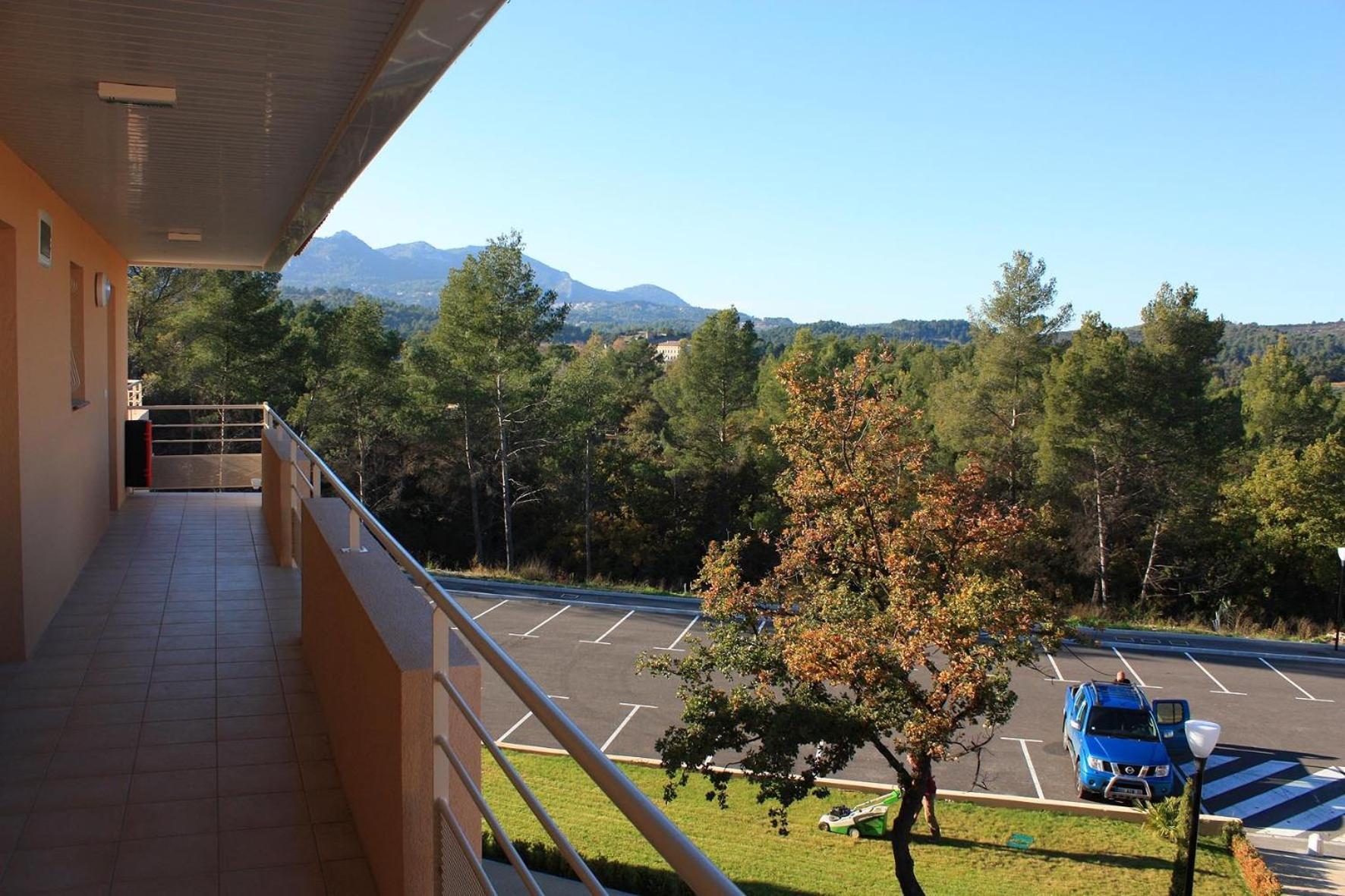 Residence Cote Sud Peypin エクステリア 写真